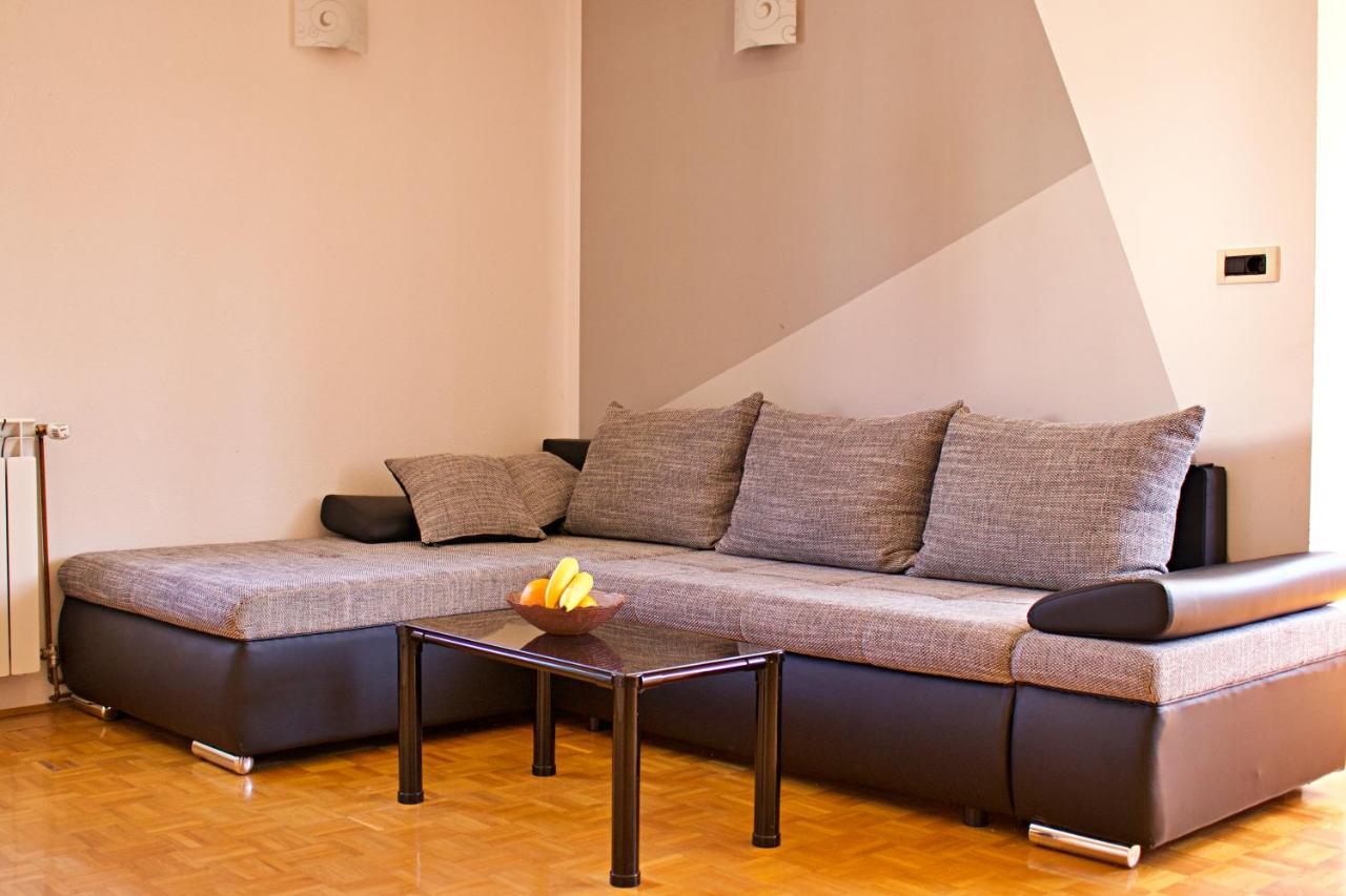 Apartments Kanegra อูมัค ภายนอก รูปภาพ